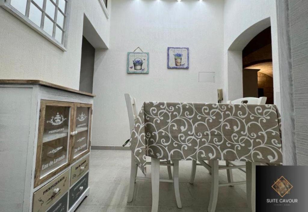 Suite Cavour Luxury Home 타란토 외부 사진
