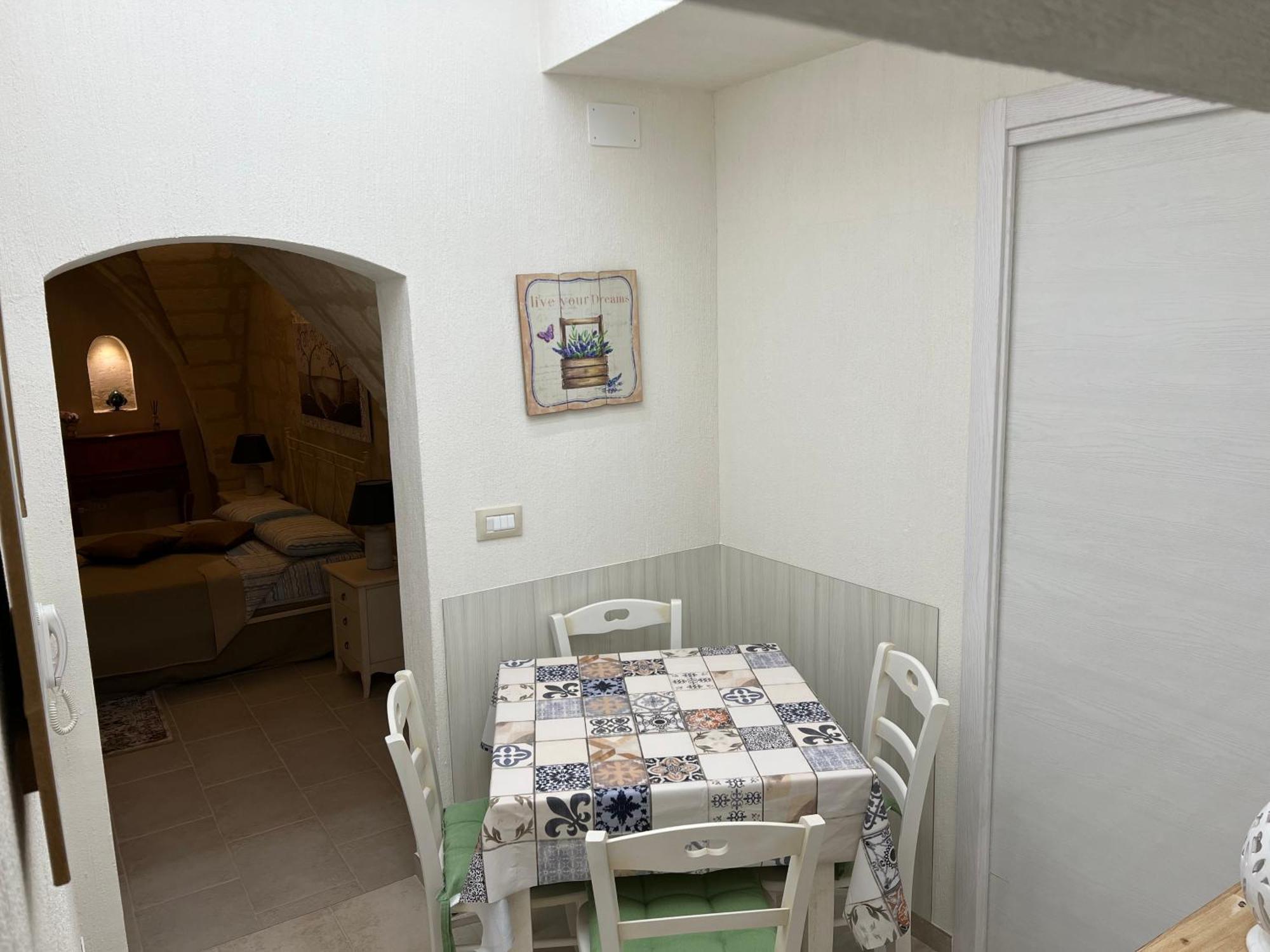 Suite Cavour Luxury Home 타란토 외부 사진