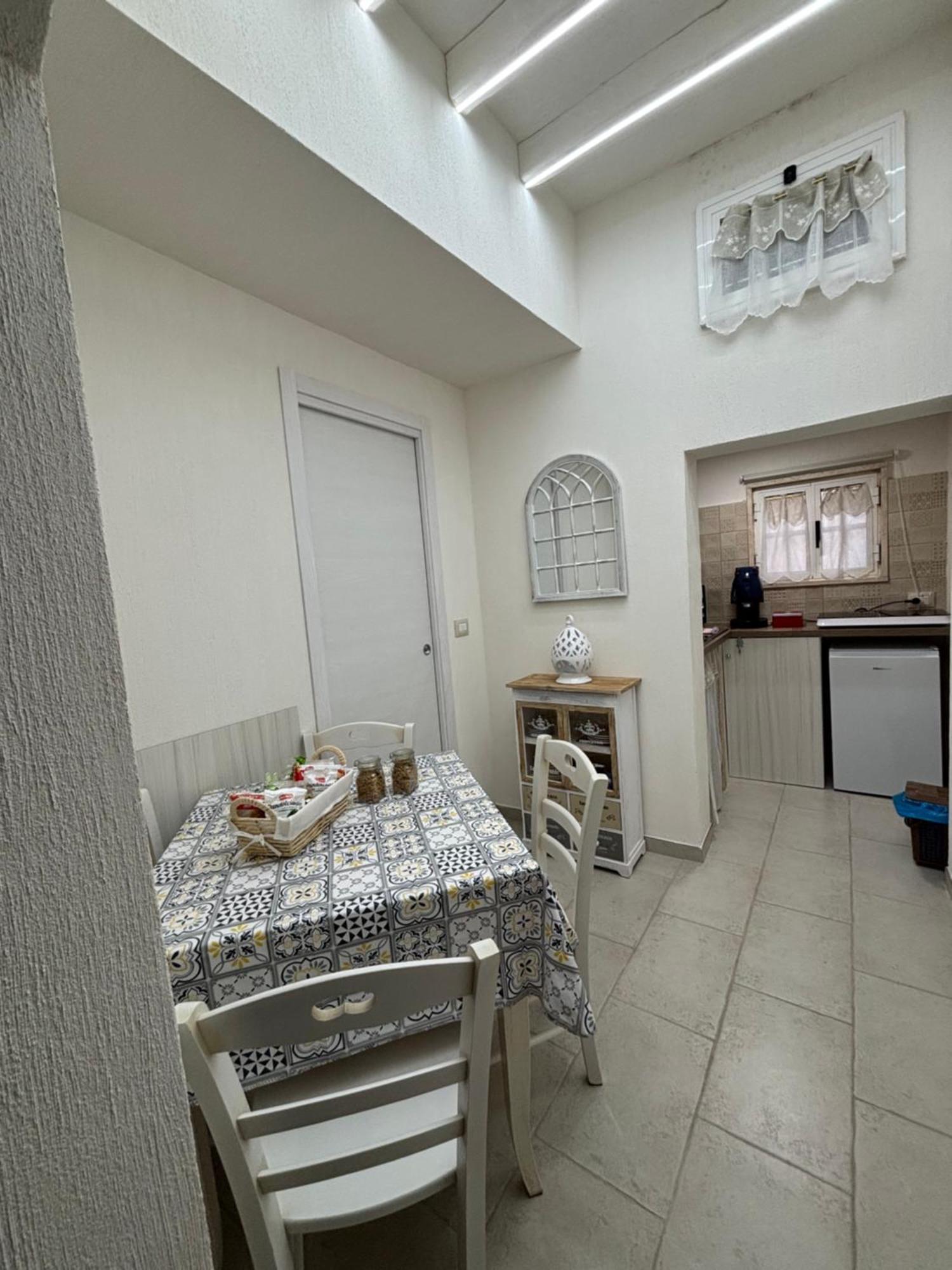 Suite Cavour Luxury Home 타란토 외부 사진